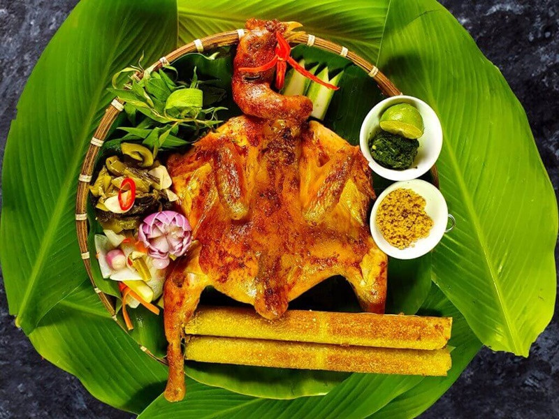 Gà nướng cơm lam Đà Lạt