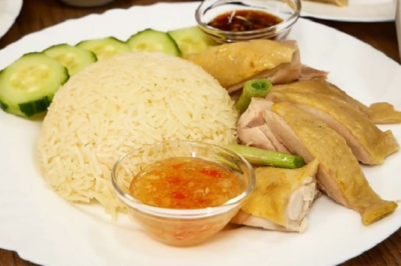 Món cơm gà Hải Nam 