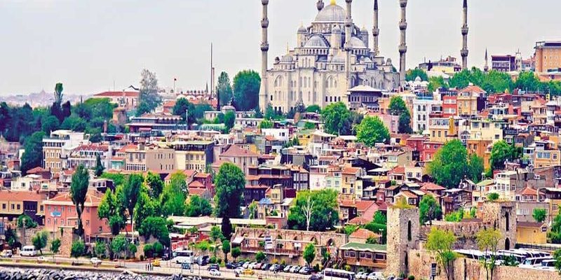 Thành phố Istanbul nhộn nhịp