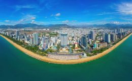 Đường bờ biển rộng lớn sau khi sáp nhập 2 tỉnh